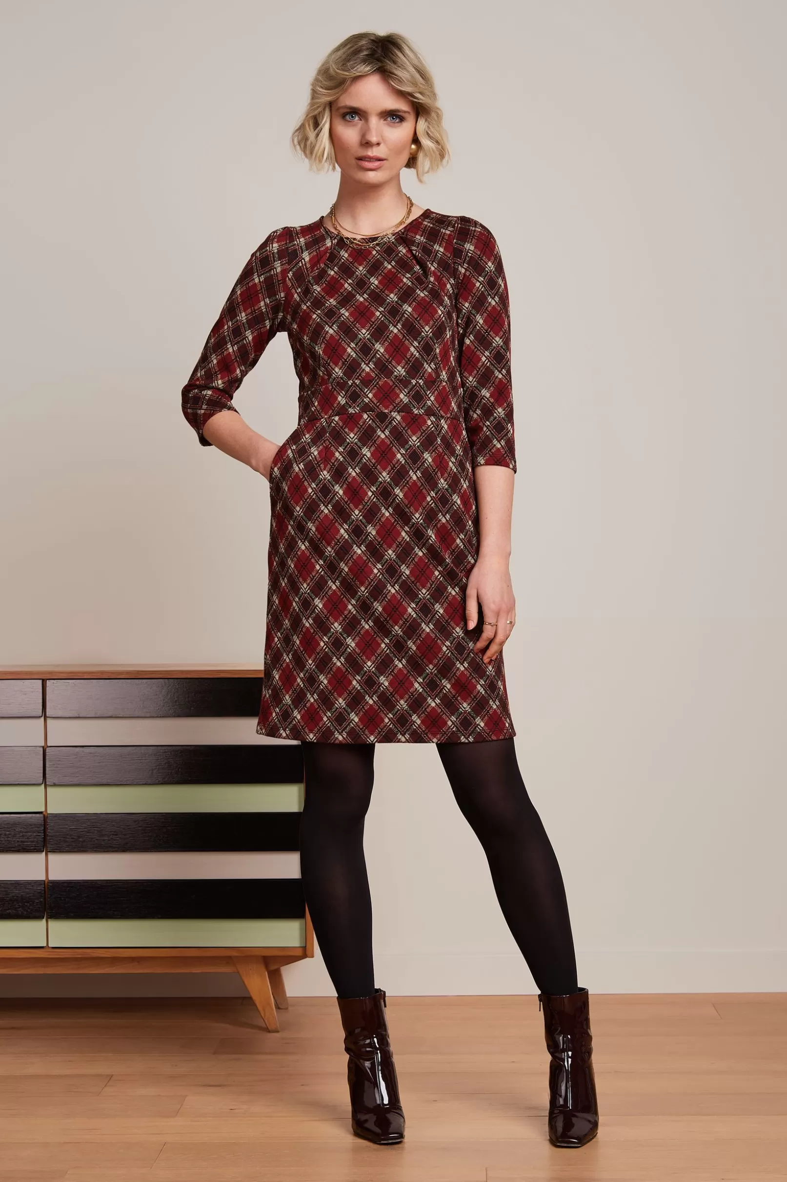 Jurken*King Louie Mona Dress Riley Jacquard Cabernet Red